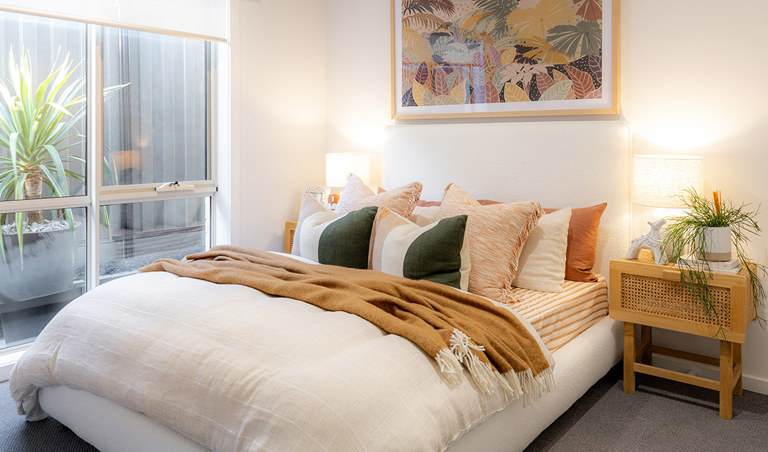 Cloverton Display Lirello 2 22 1