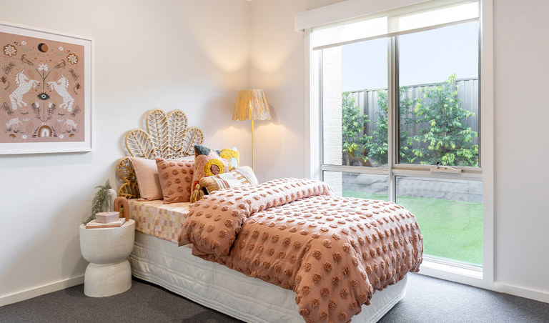 Cloverton Display Lirello 2 22 5