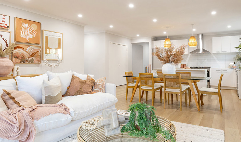 Cloverton Display Lirello 2 22 2